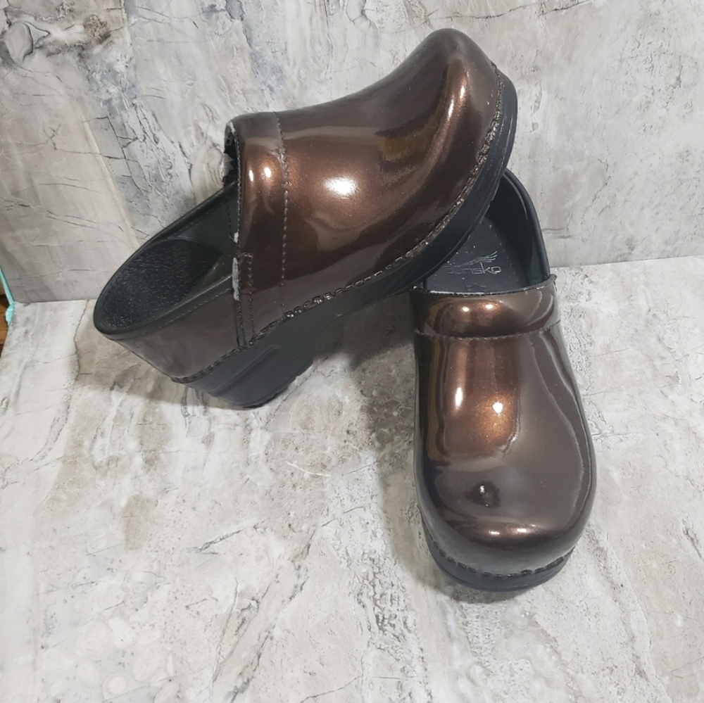 Dansko 36 Brown - Picture 1 of 4